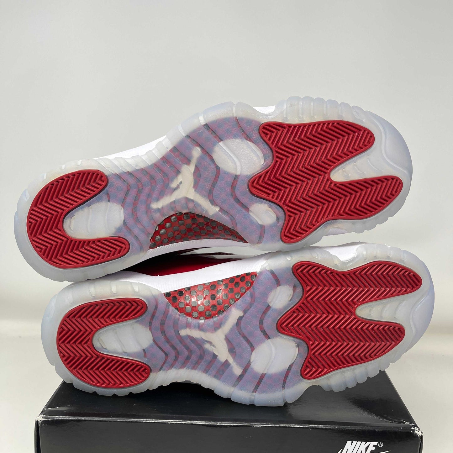 Jordan 11 Retro Cherry (2022) Used