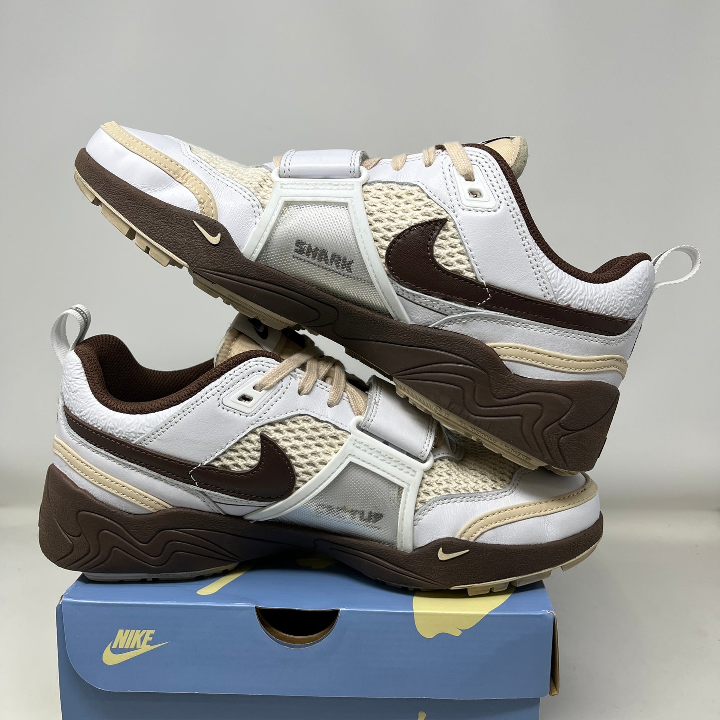 Nike Zoom Field Jaxx Travis Scott Light Chocolate (Used)