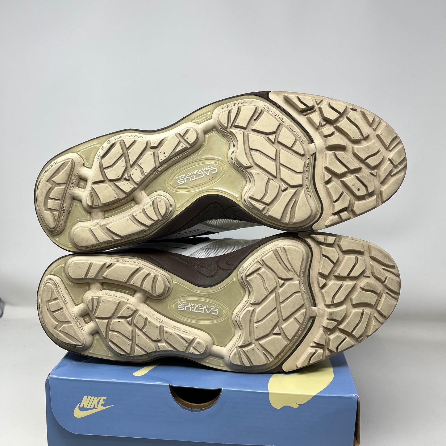 Nike Zoom Field Jaxx Travis Scott Light Chocolate (Used)