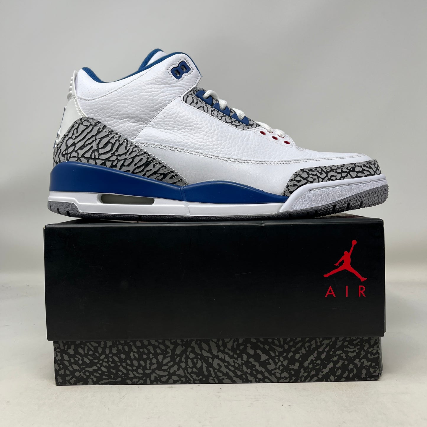 Jordan 3 Retro True Blue (2011)