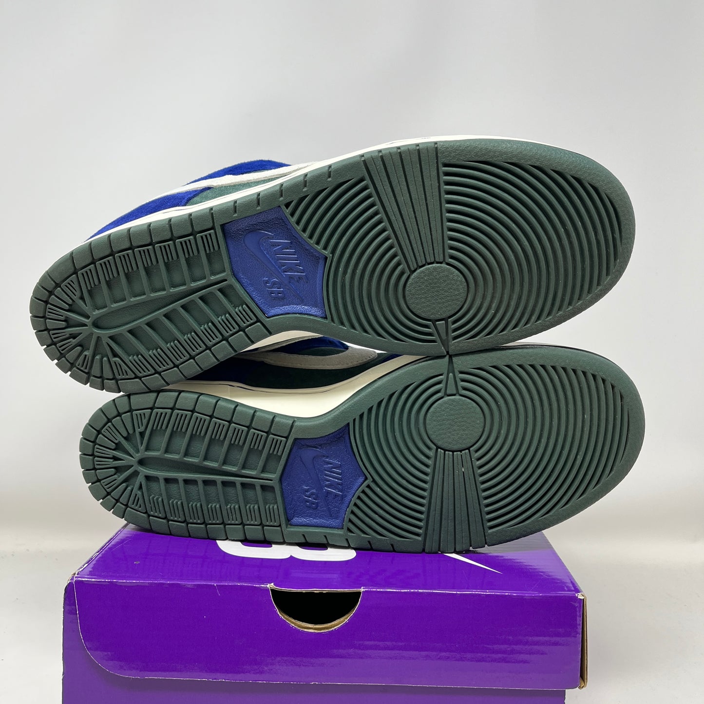 Nike SB Dunk Low Deep Royal Blue Used
