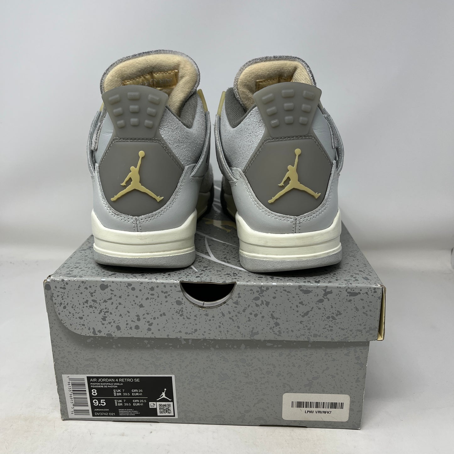 Jordan 4 Retro SE Craft Photon Dust Used