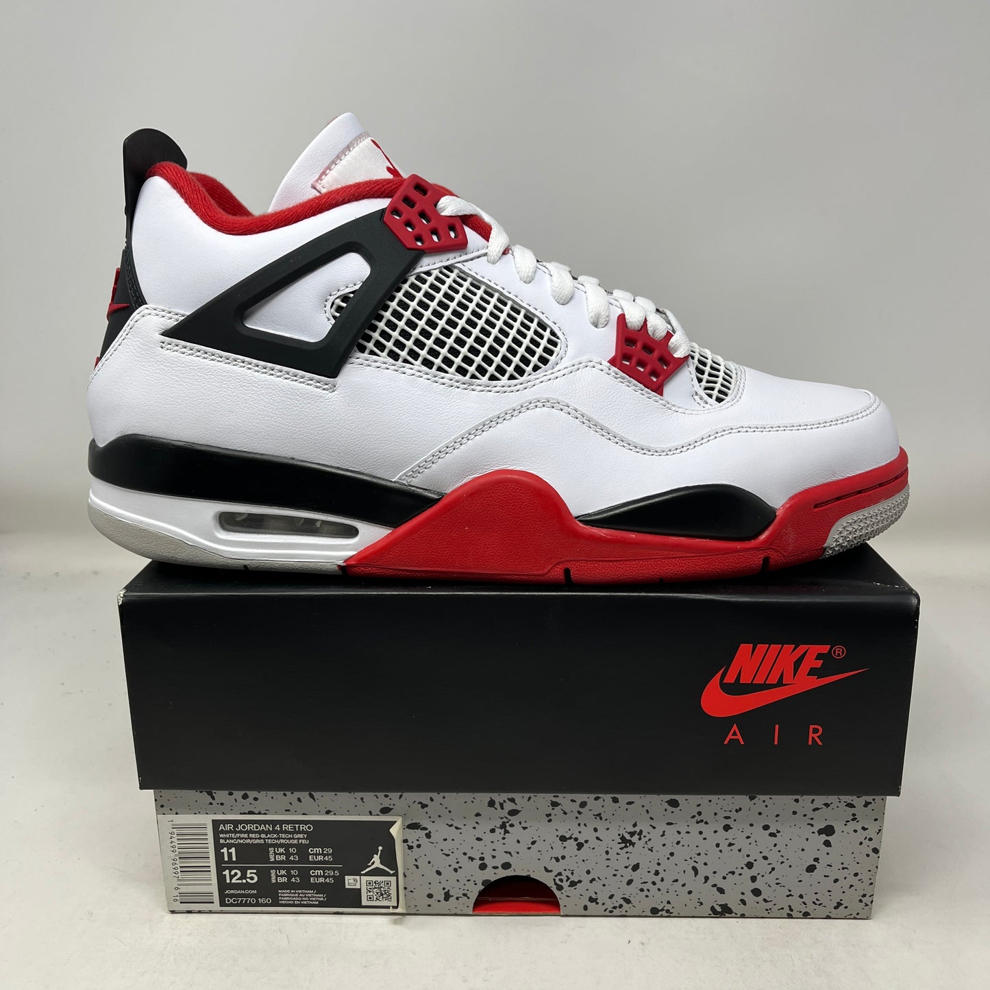 Jordan 4 Retro Fire Red (2020)