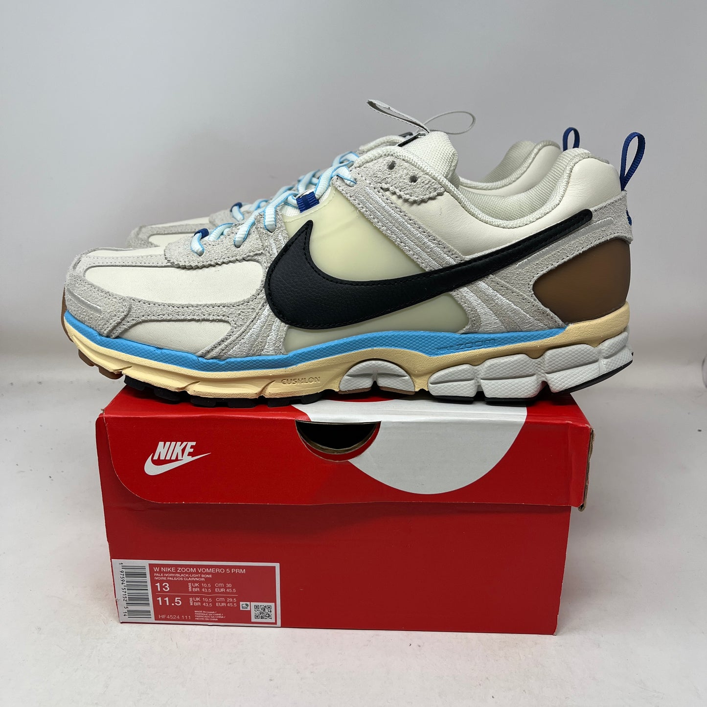 Nike Zoom Vomero 5 Designed by Japan (Women's) Used