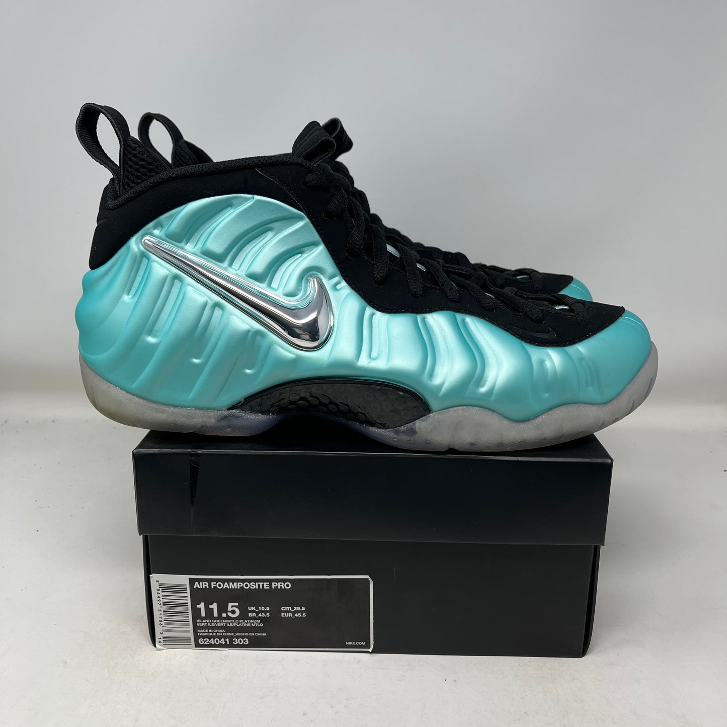 Air Nike Foamposite Pro Island Green Used