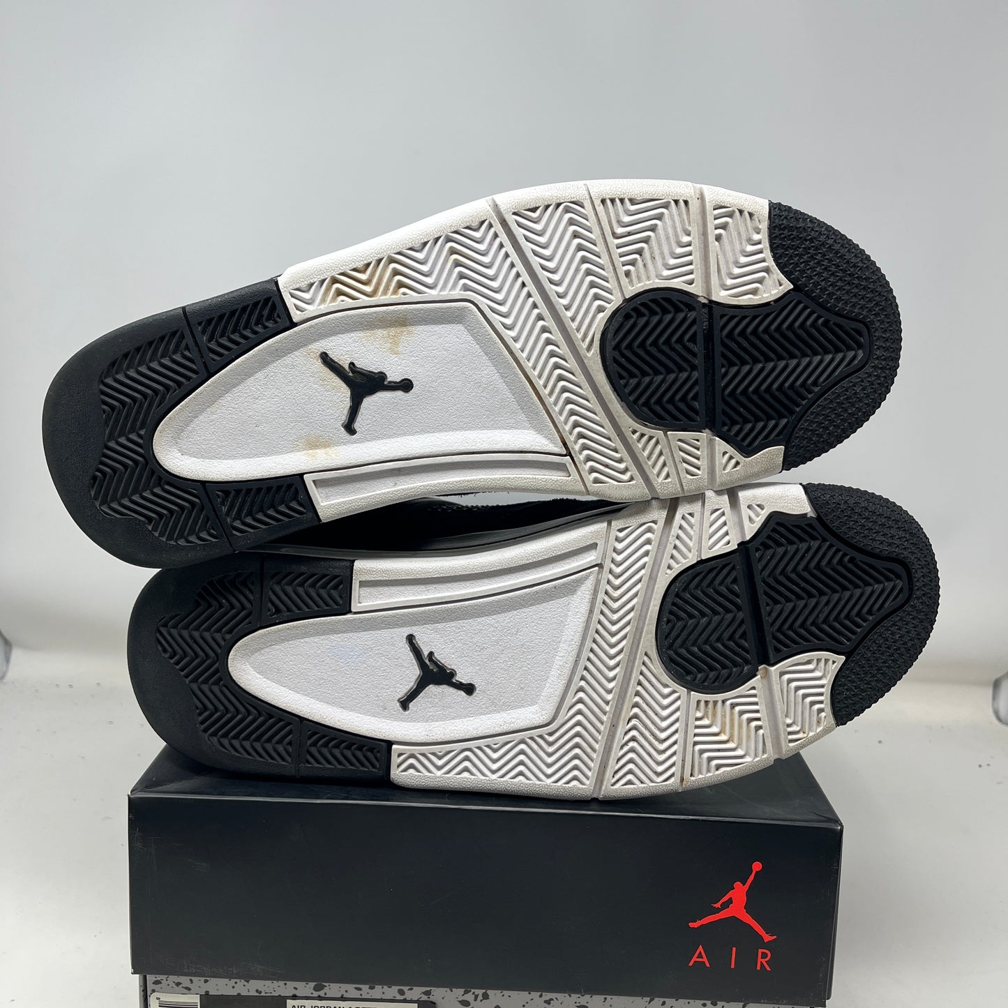Jordan 4 Retro Royalty Used