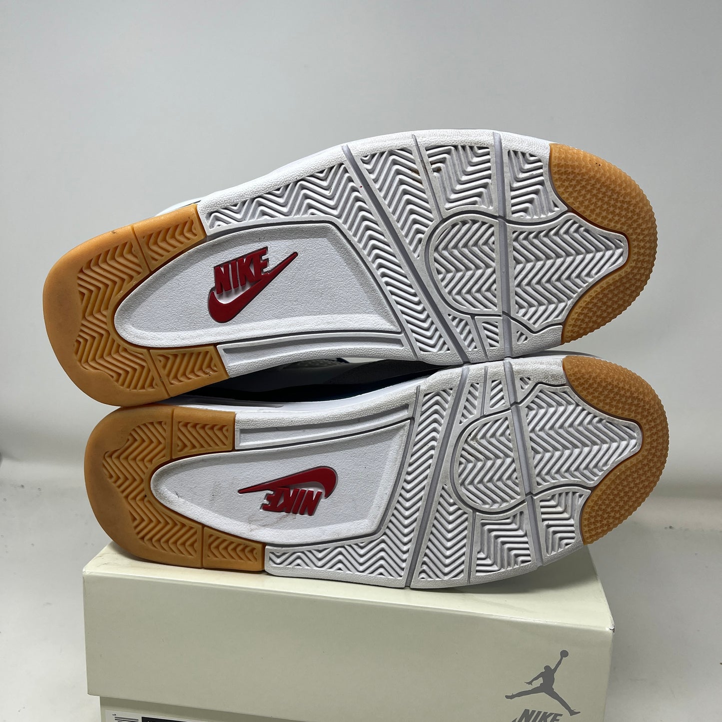 Jordan 4 Retro SB Navy Used