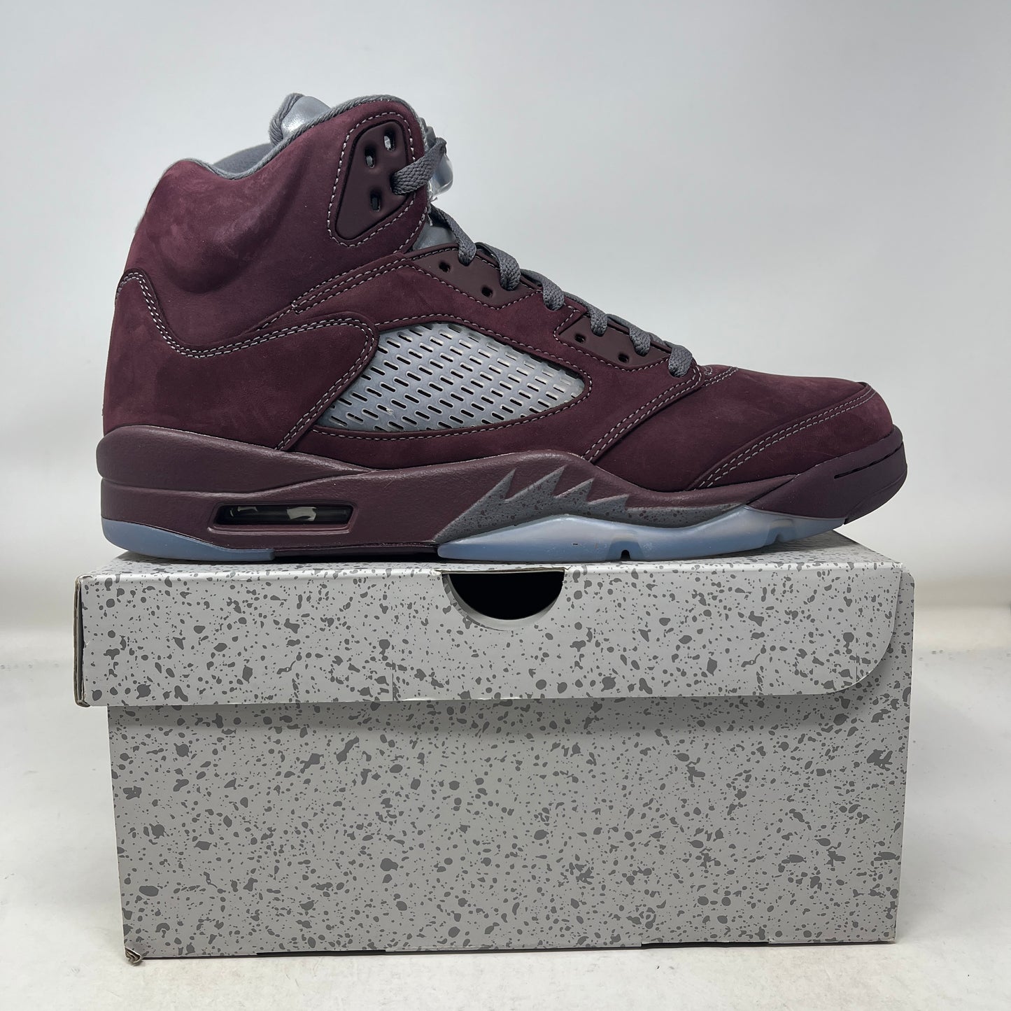 Jordan 5 Retro Burgundy (2023)