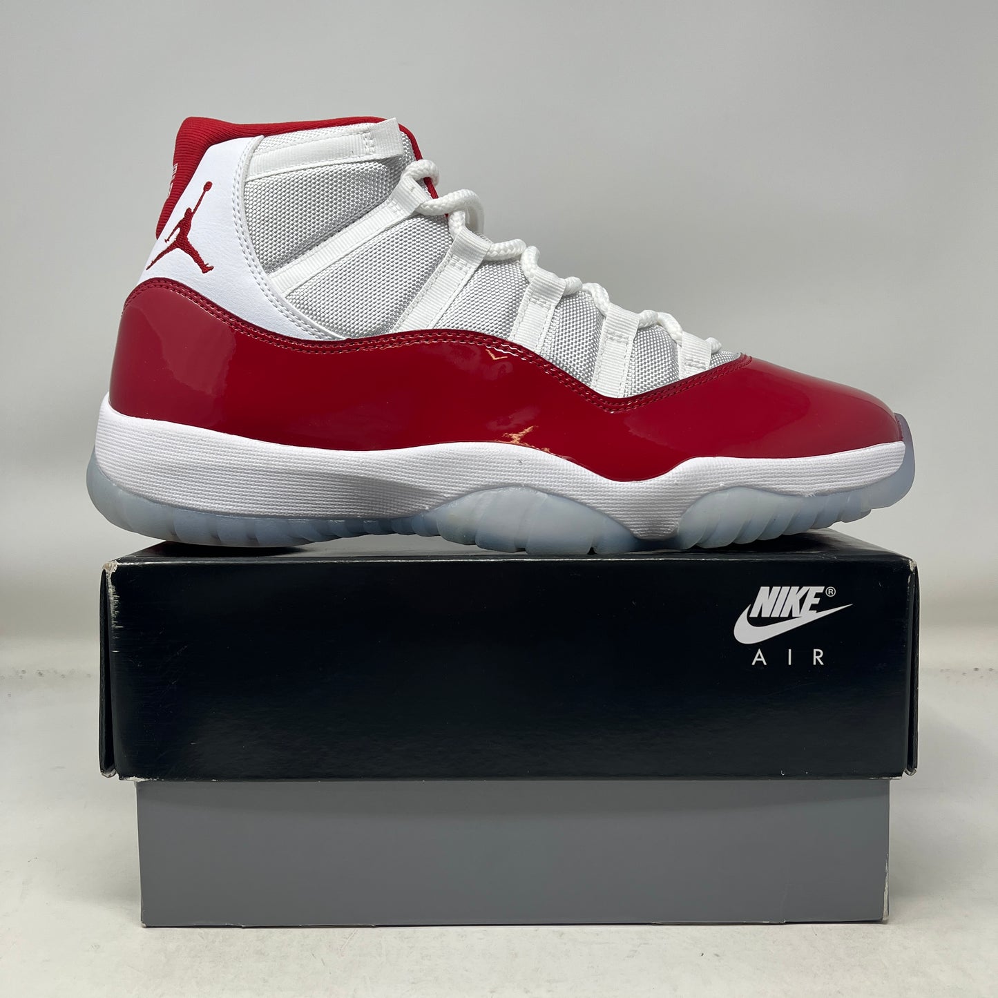 Jordan 11 Retro Cherry (2022)