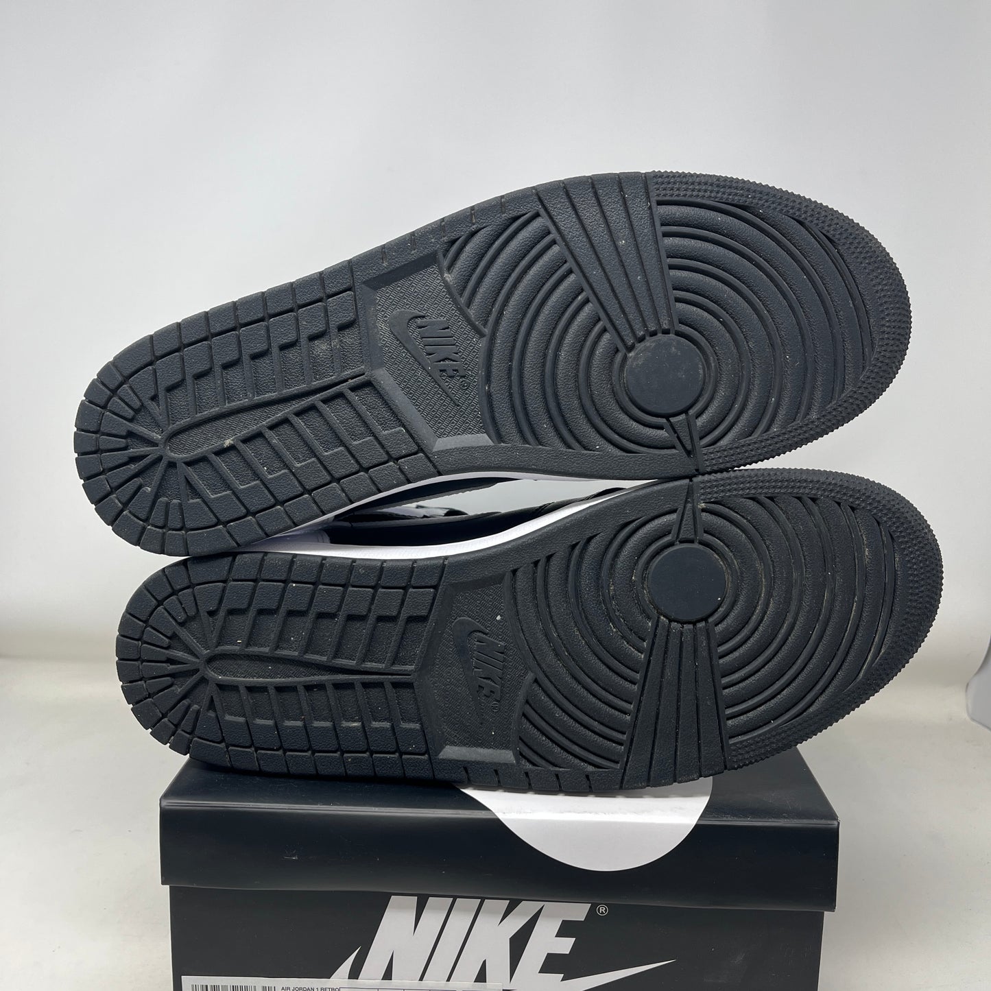 Jordan 1 Retro High OG Black White Used