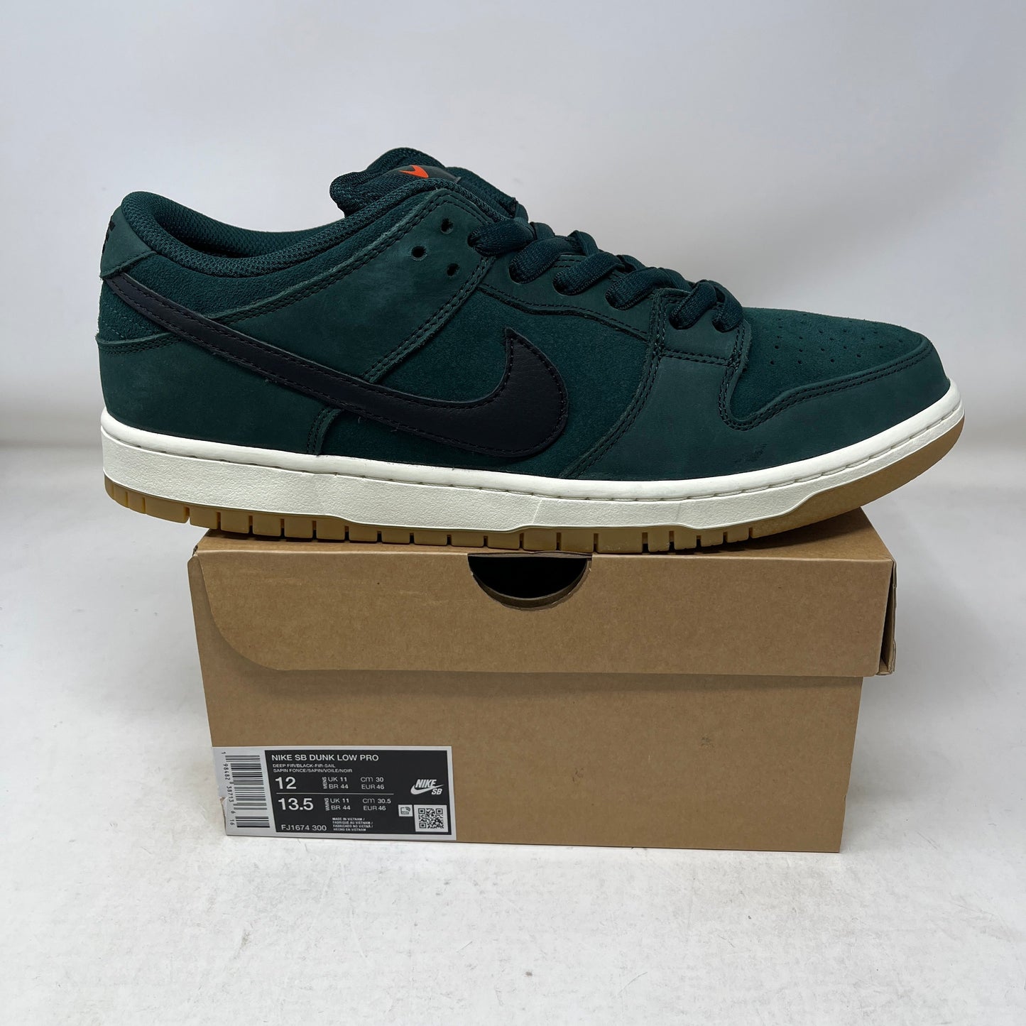 Nike SB Dunk Low Pro Deep Fir green suede and leather sneakers size 13 new with Zoom Air cushioning