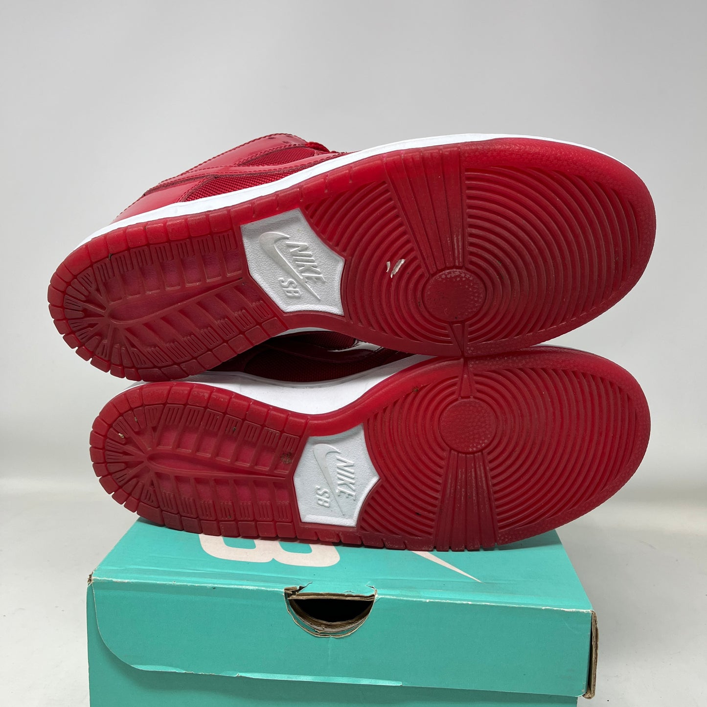 Nike SB Dunk Low Red Patent Leather Used