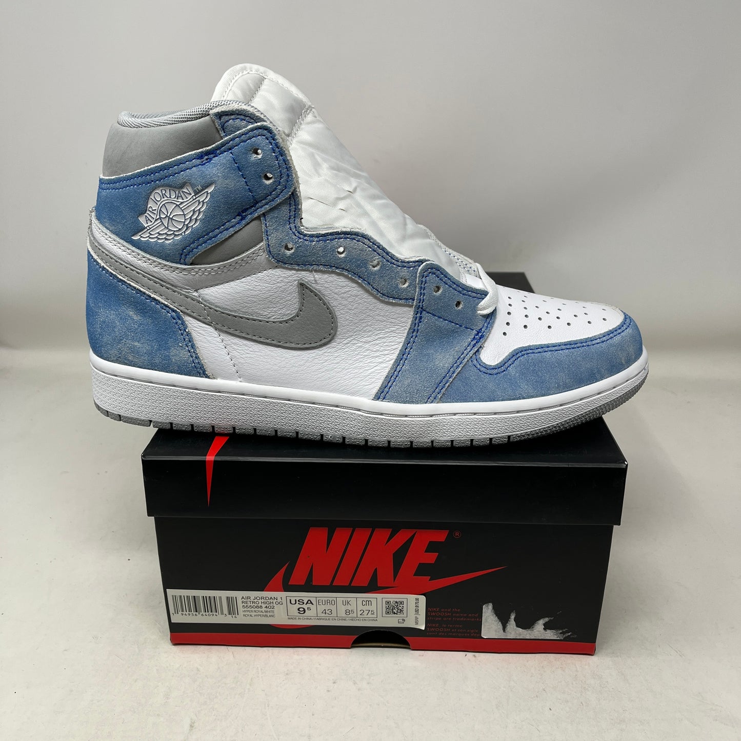 Jordan 1 Retro High Hyper Royal Smoke Grey
