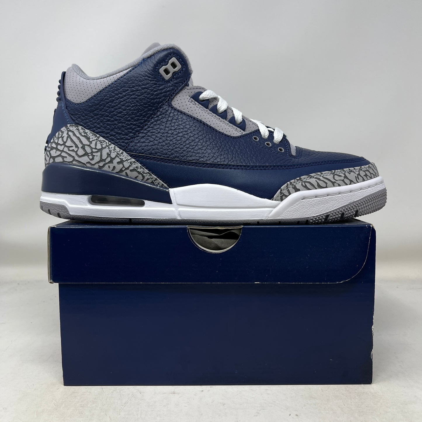 Jordan 3 Retro Georgetown (2021)