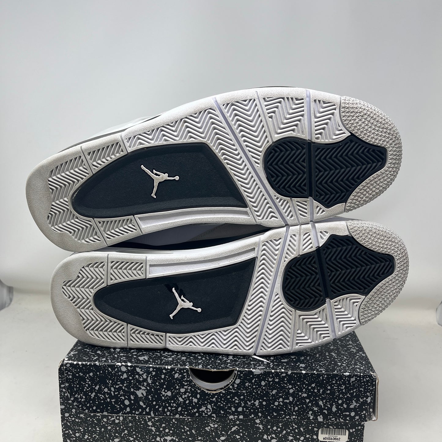 Jordan 4 Retro Military Black Used