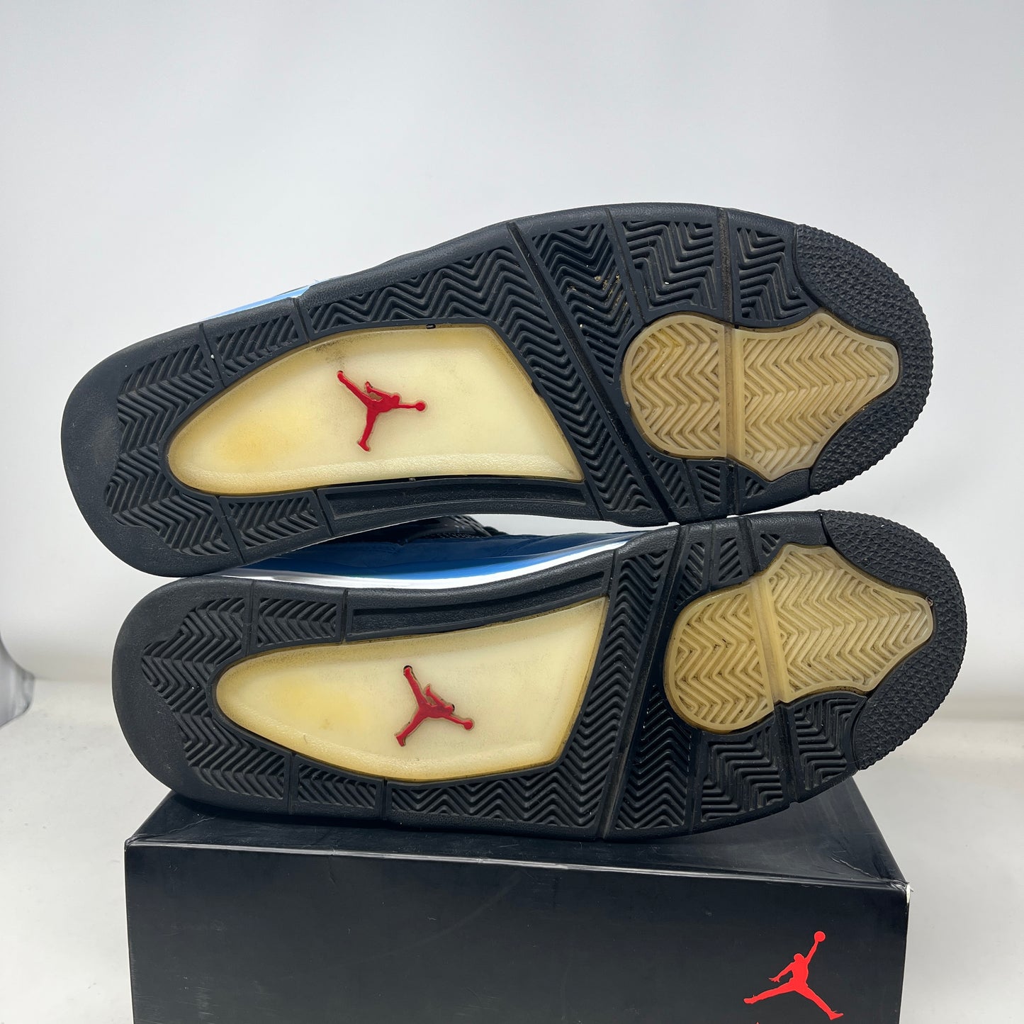 Jordan 4 Retro Travis Scott Cactus Jack Used