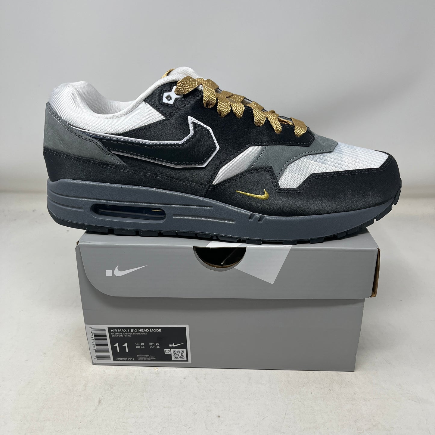 Nike Air Max 1 .SWOOSH Low Poly Big Head Mode