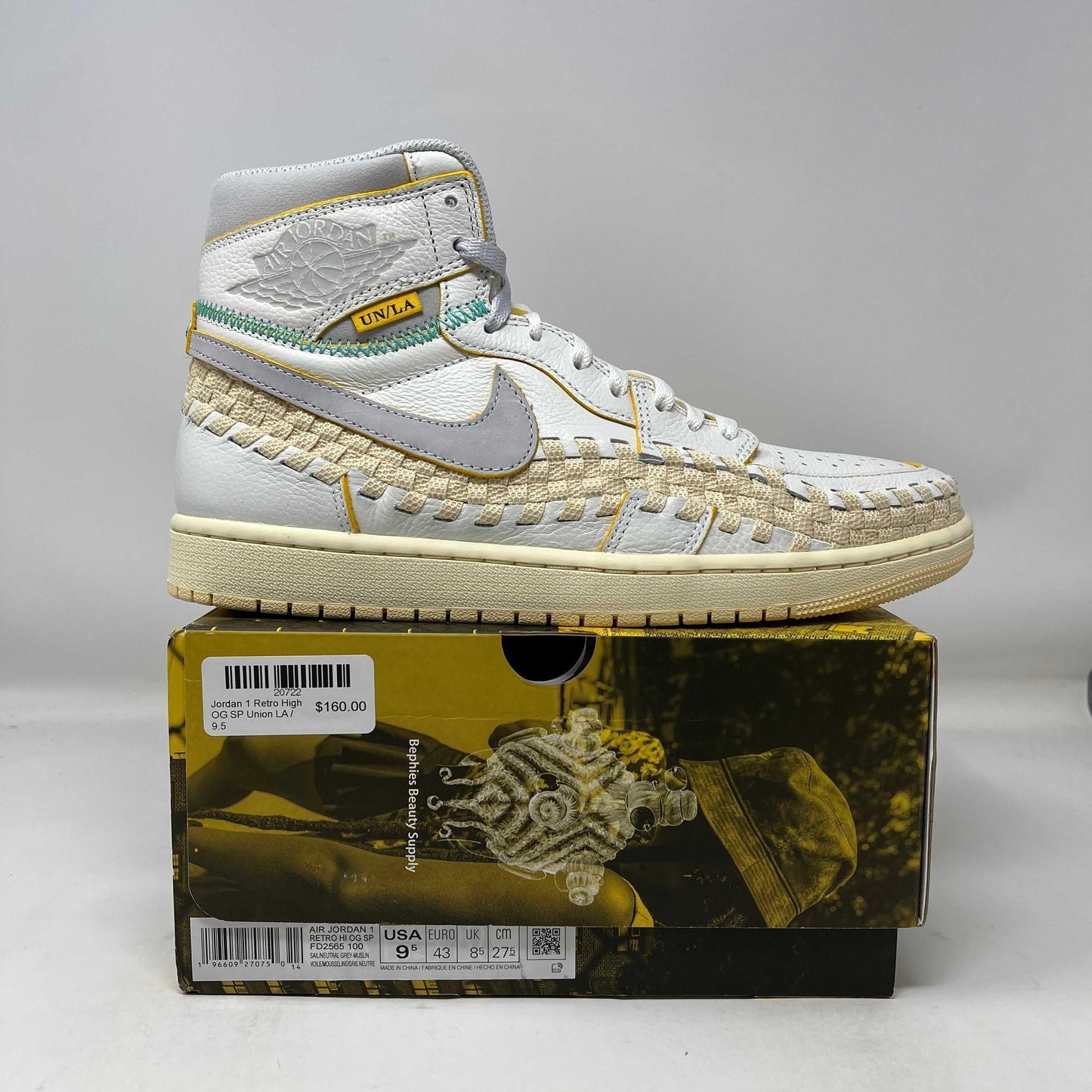Jordan 1 Retro High OG SP Union LA sneaker in white with woven detailing on shoebox