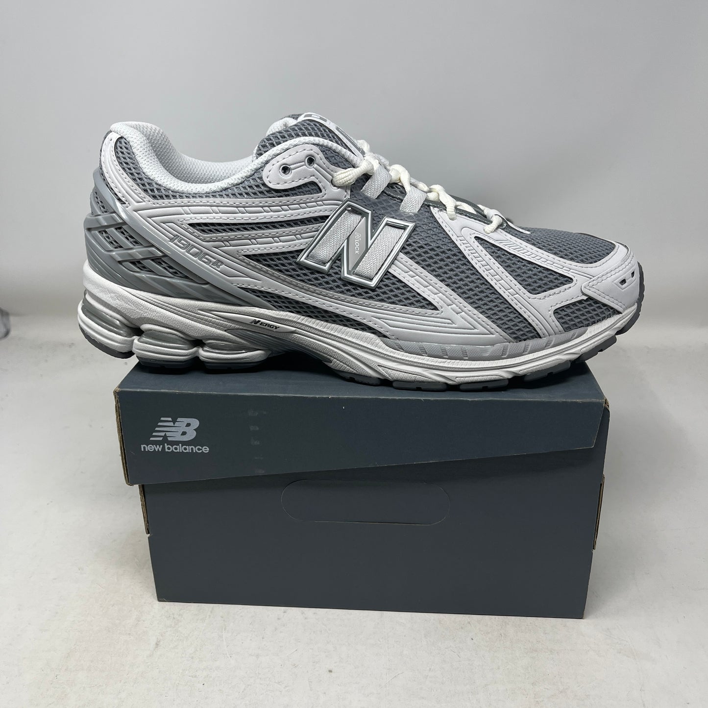 New Balance 1906R Grey Matter Silver Metallic