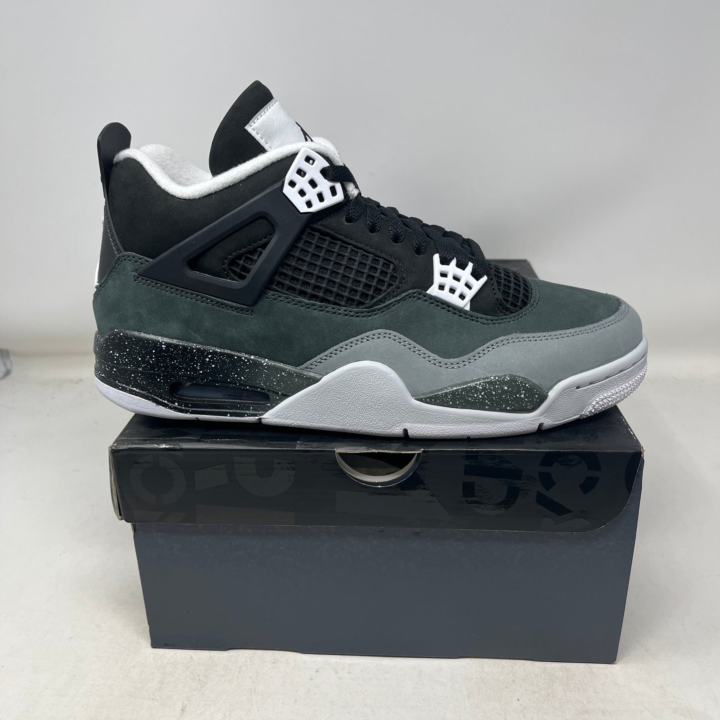 Jordan 4 Retro Fear (2024)
