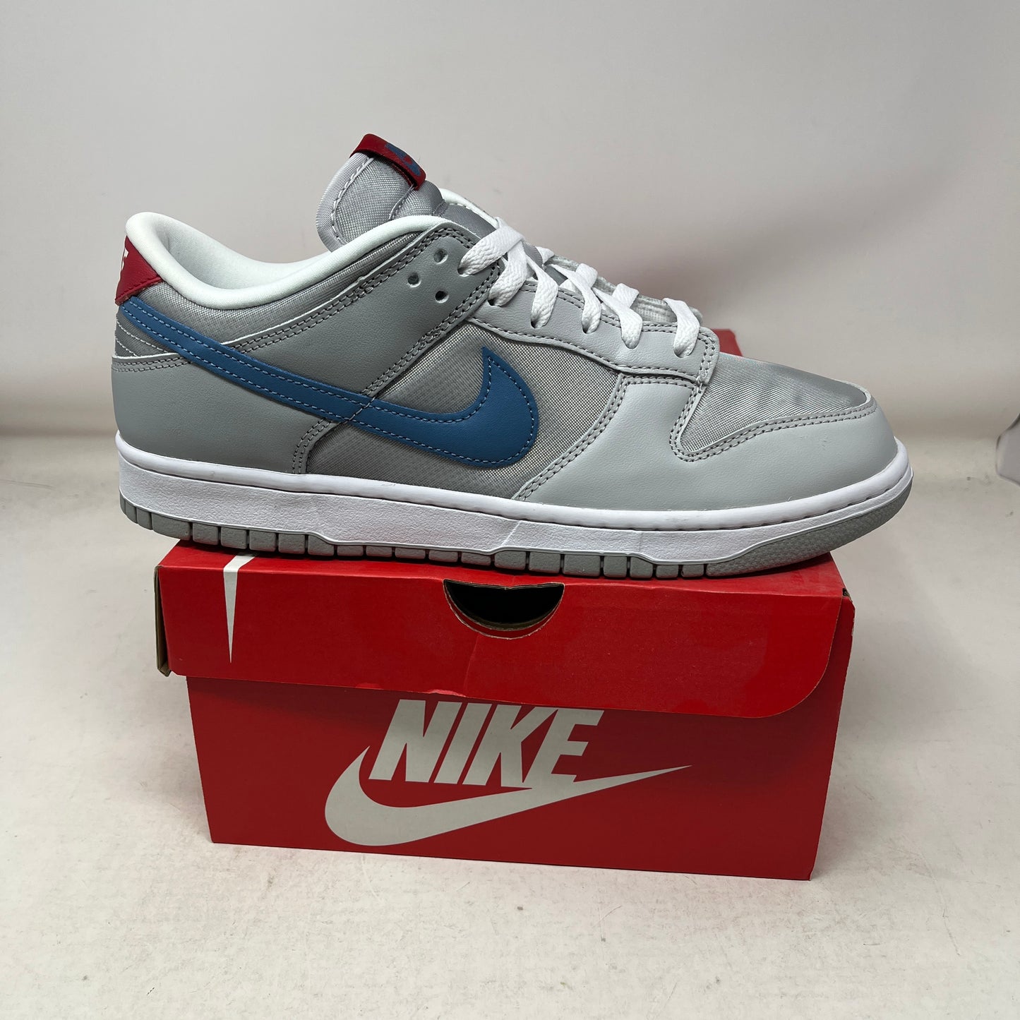 Nike Dunk Low Silver Surfer (2024)