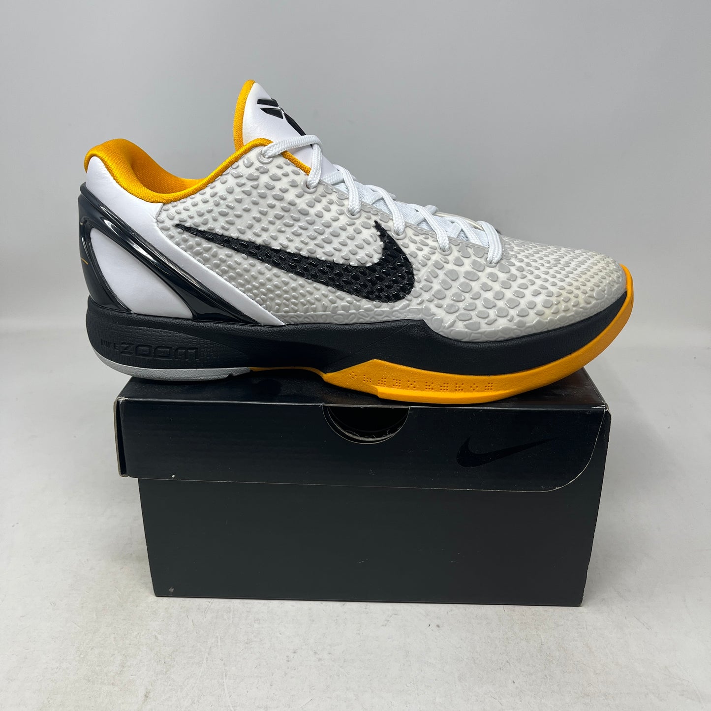 Kobe 6 Protro Playoff Pack White Del Sol