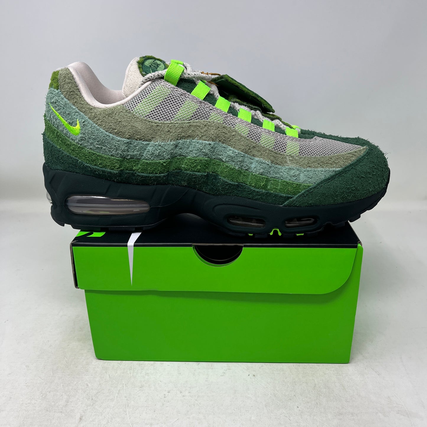 Nike Air Max 95 Big Bubble Ducks of a Feather Oregon Ducks The Woods