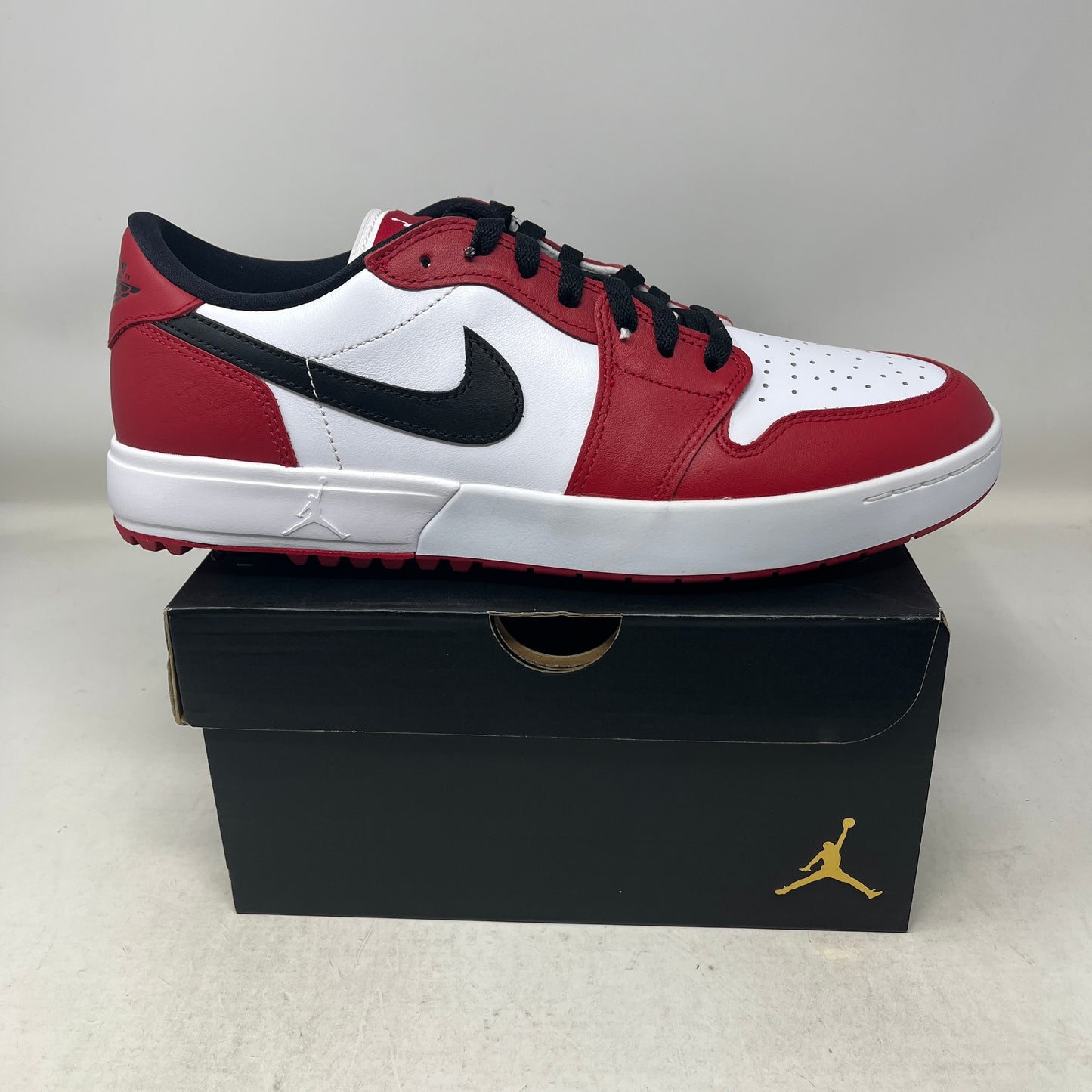 Jordan 1 Low Golf Spiked Chicago