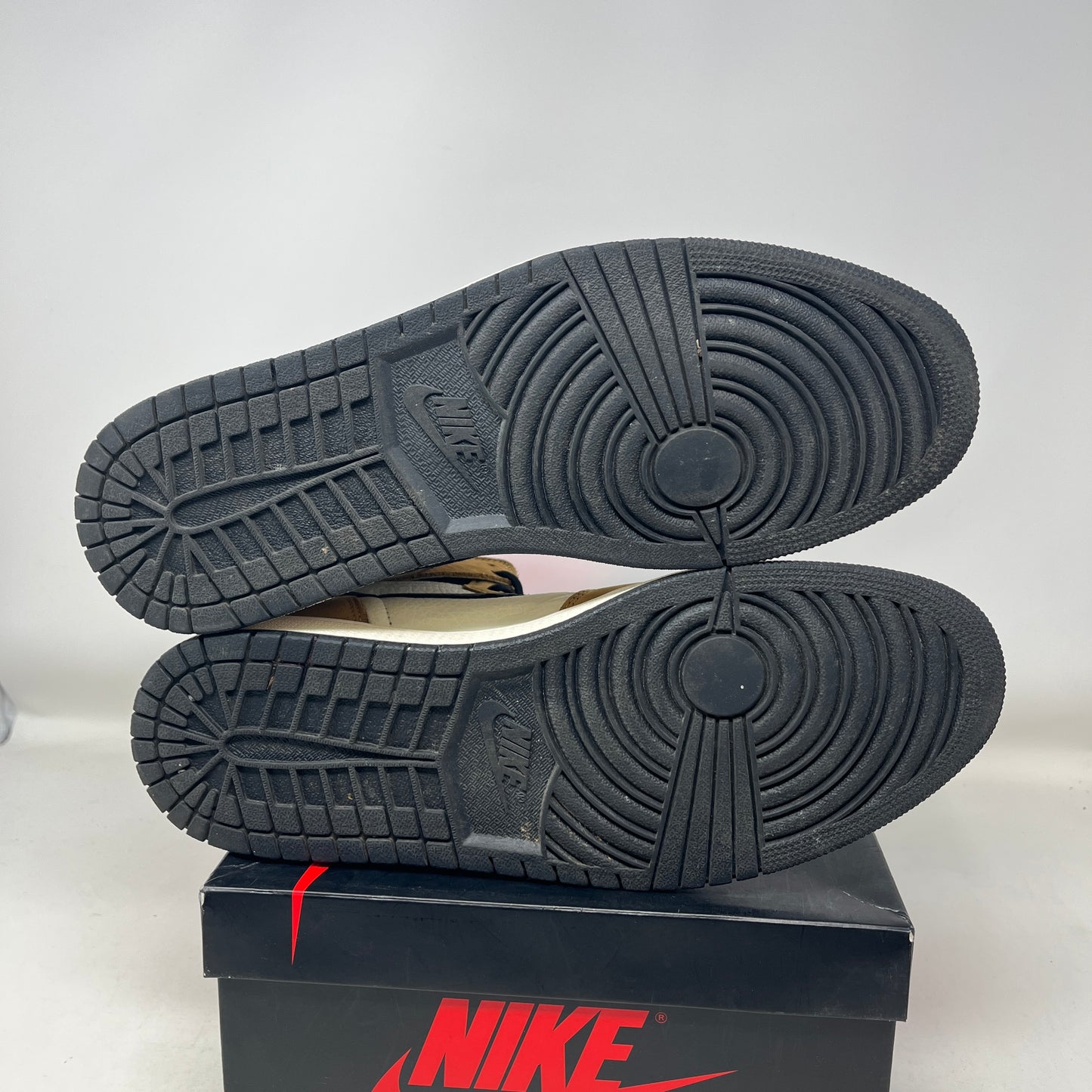 Jordan 1 Retro High Rookie of the Year Used