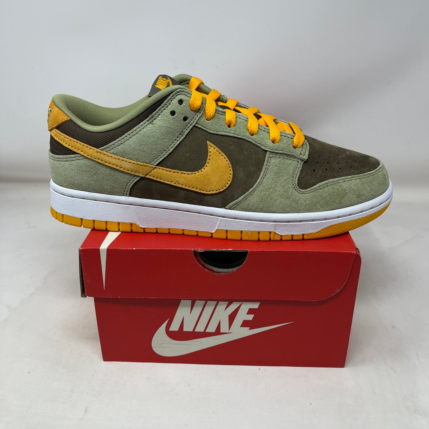 Nike Dunk Low Dusty Olive