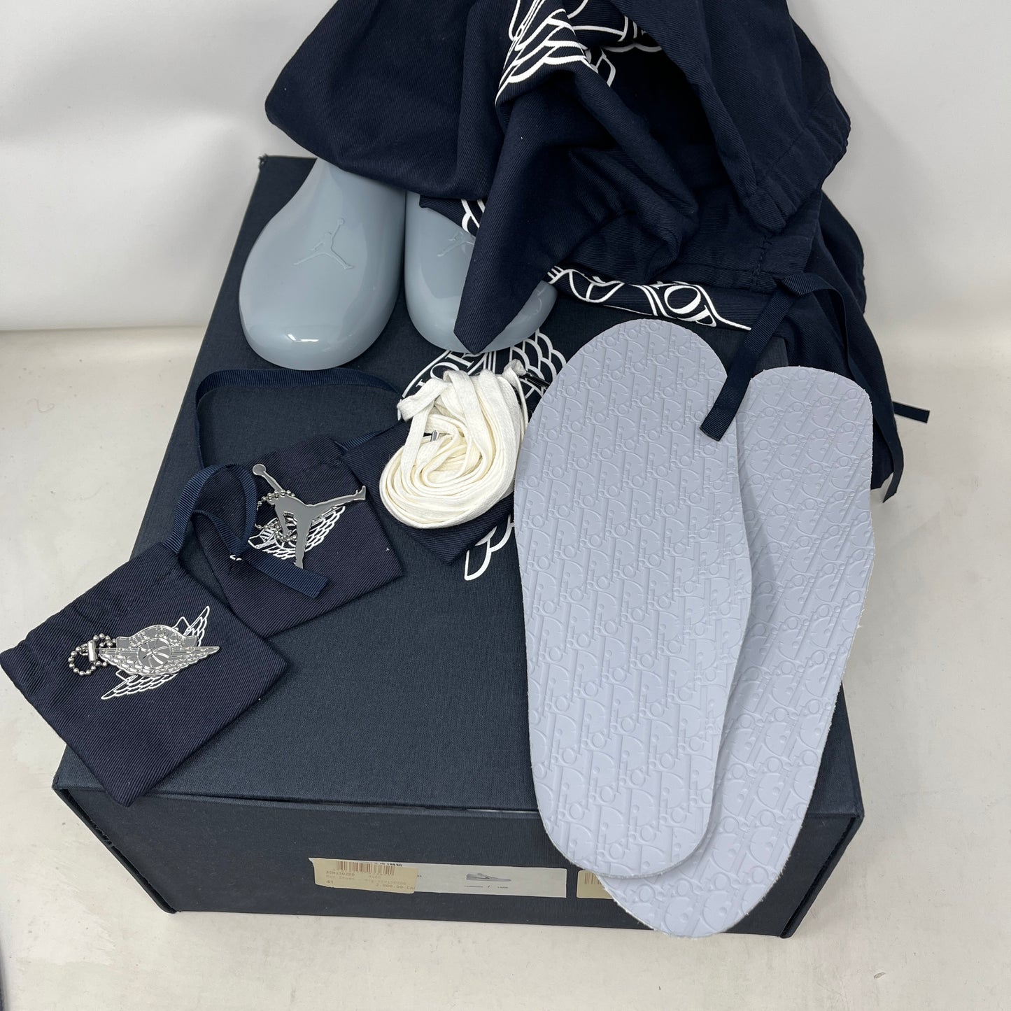 Jordan 1 Retro High Dior