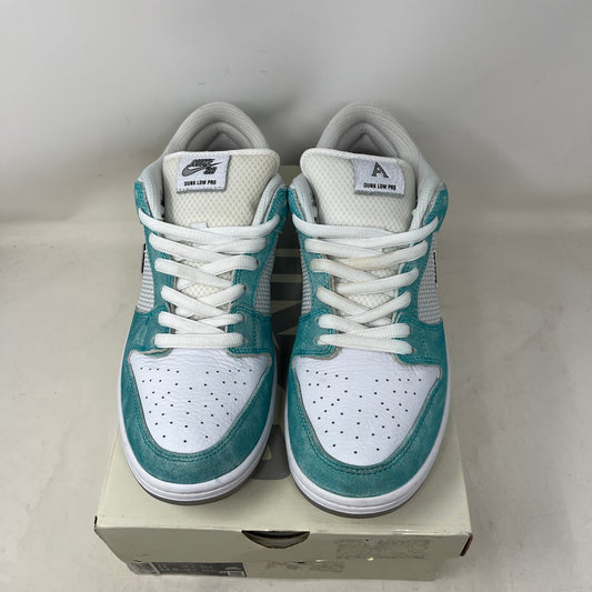 Nike SB Dunk Low April Skateboards Used