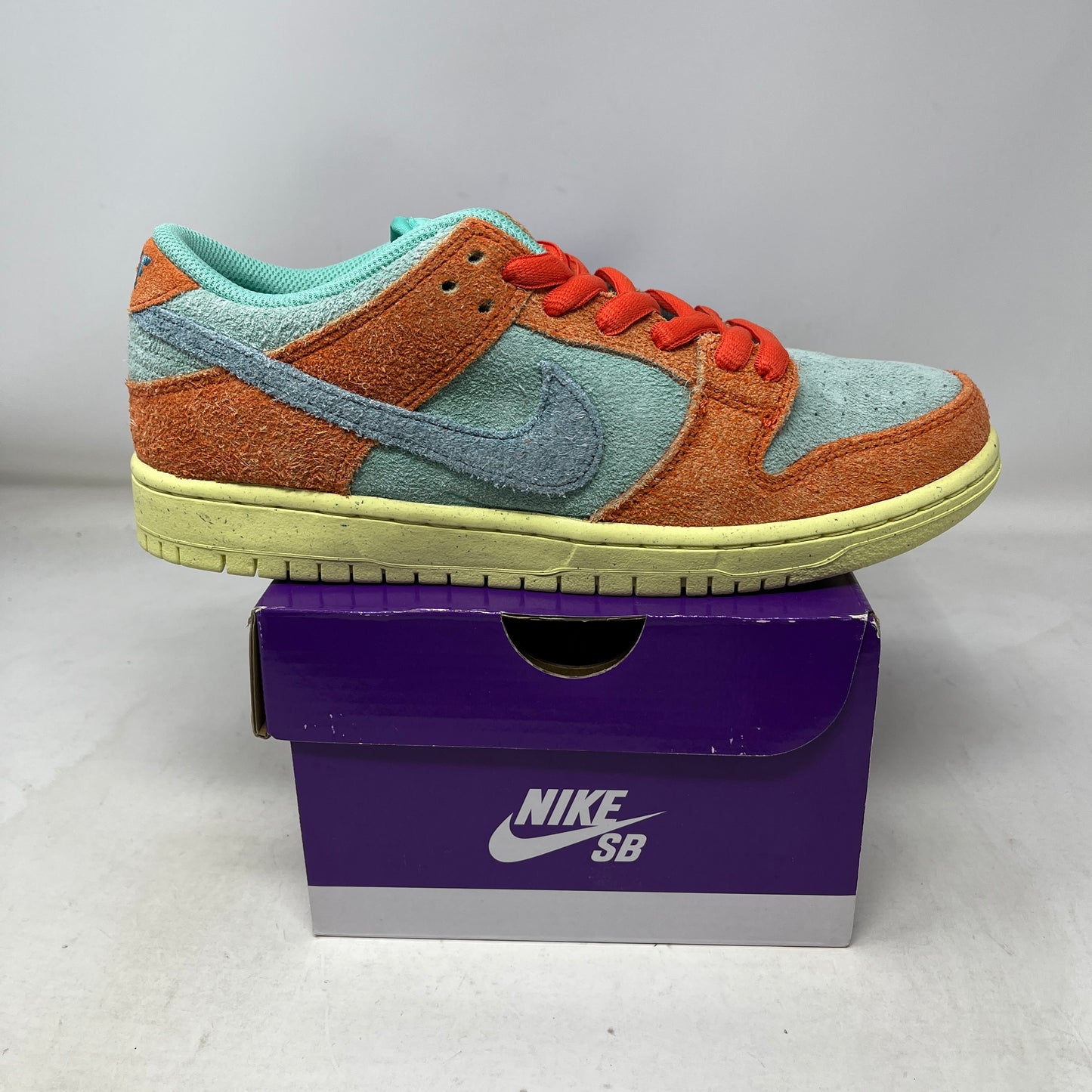Nike SB Dunk Low Orange Emerald Rise