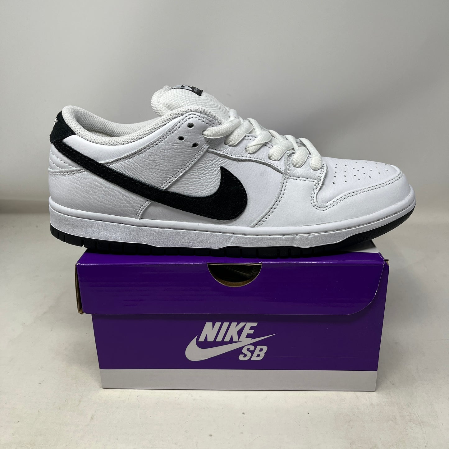 Nike SB Dunk Low White Black