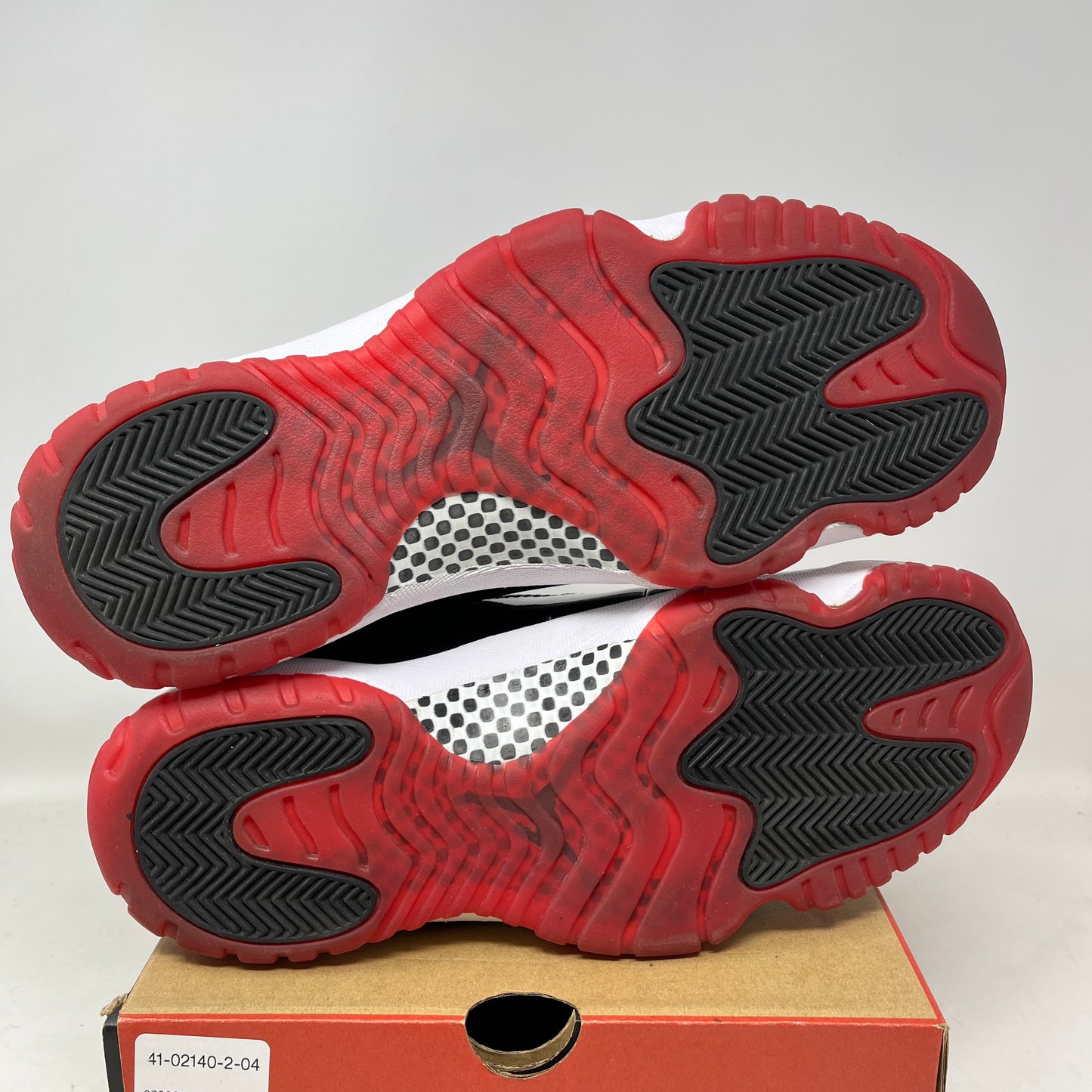 Jordan 11 Retro Playoffs Bred (2019) Used
