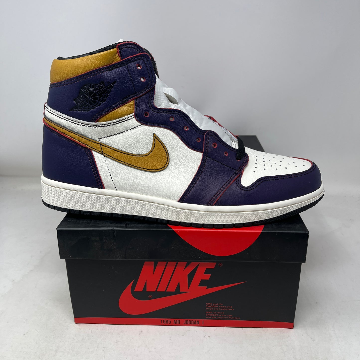 Jordan 1 Retro High OG Defiant SB LA to Chicago