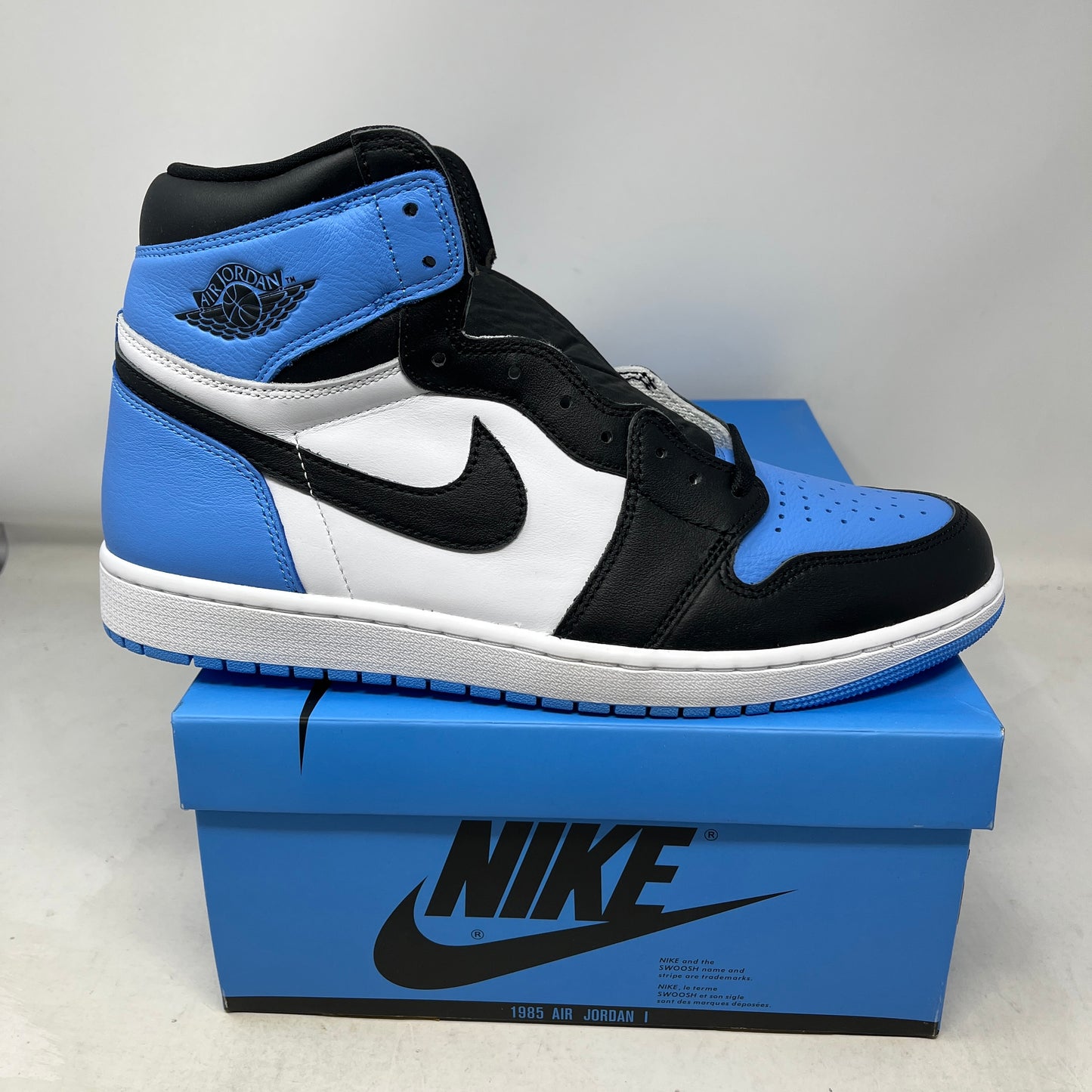 Jordan 1 Retro High OG UNC Toe