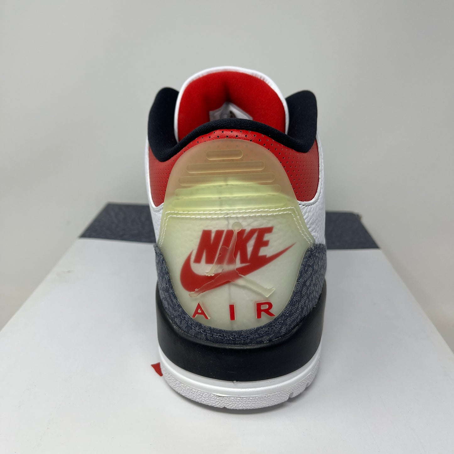 Jordan 3 Retro SE Fire Red Denim (2020)