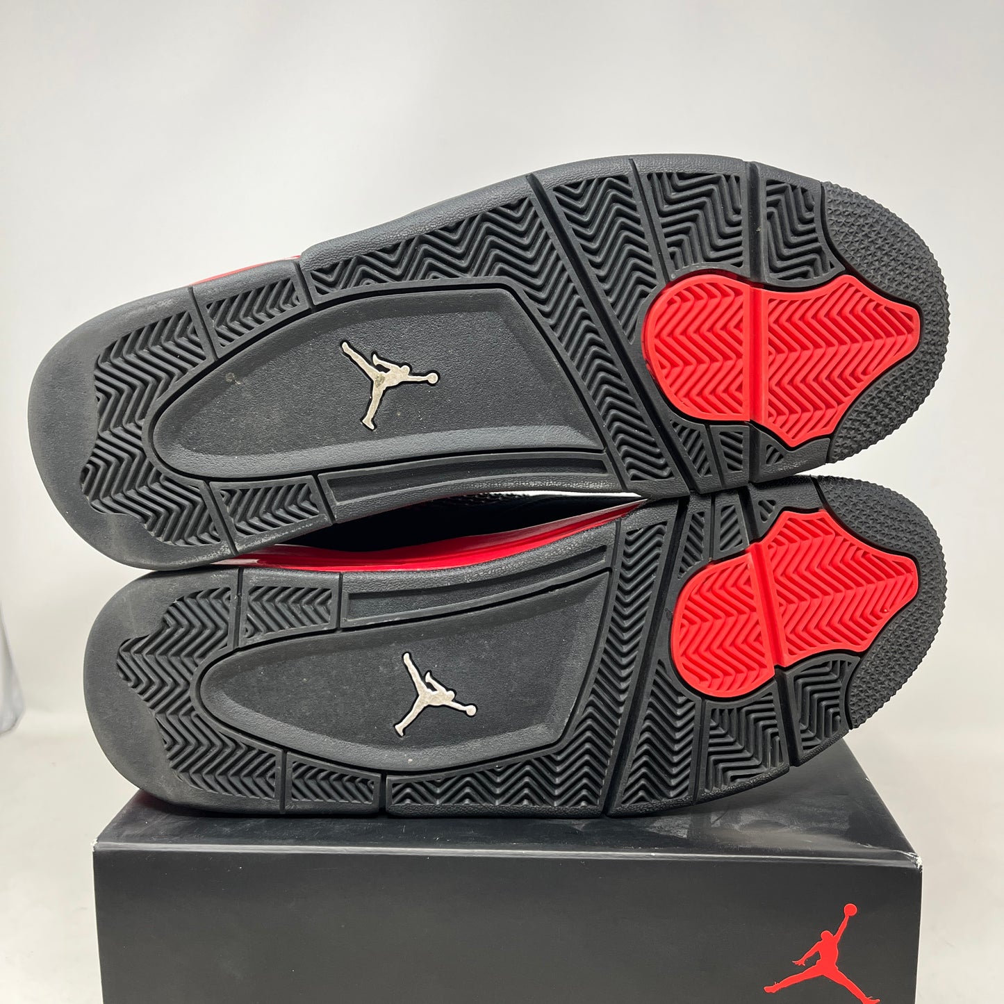 Jordan 4 Retro Red Thunder Used