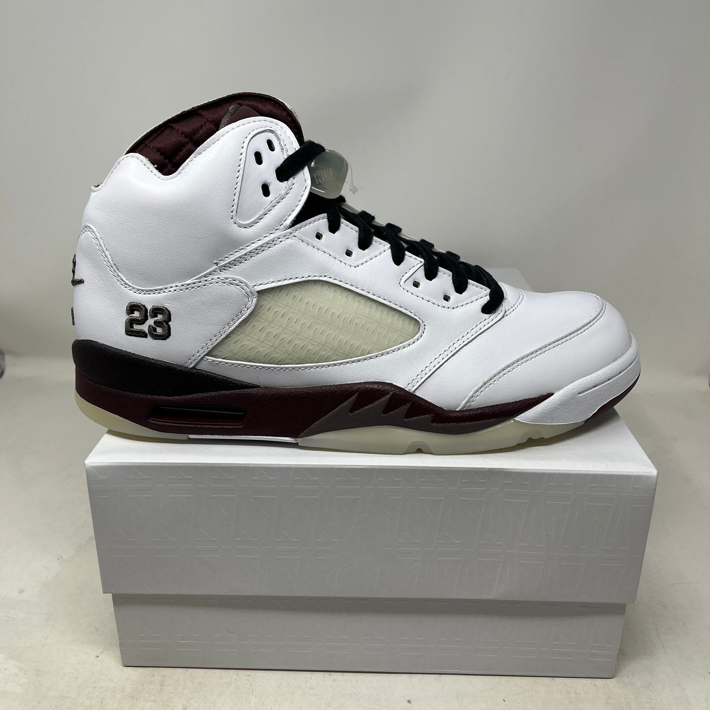 Jordan 5 Retro A Ma Maniére Black Collective