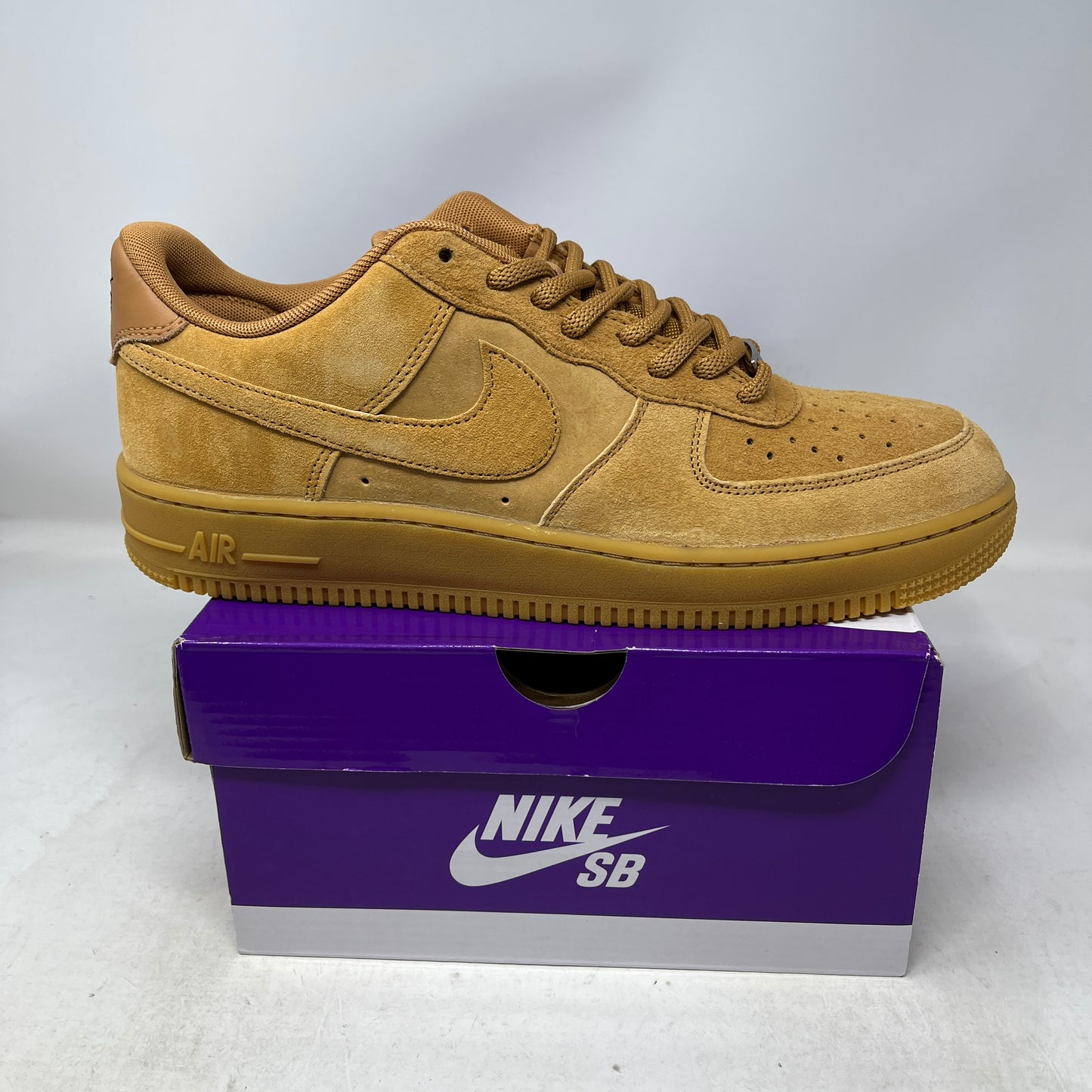 Nike Air Force 1 Low SB Flax