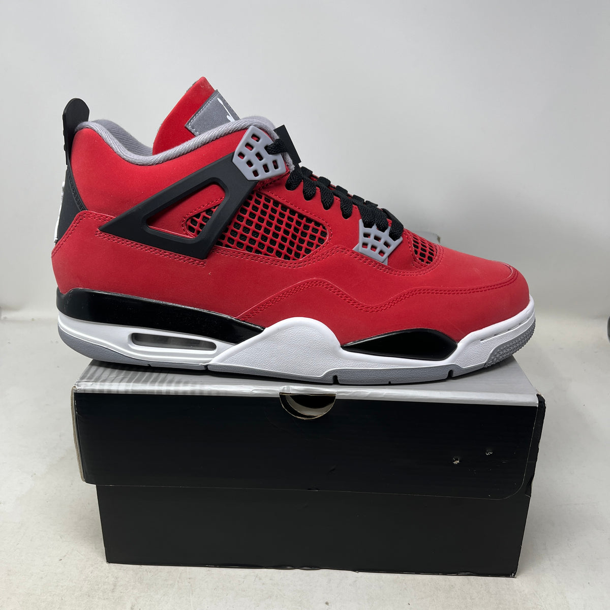 Jordan 4 Retro Toro Bravo (2026)