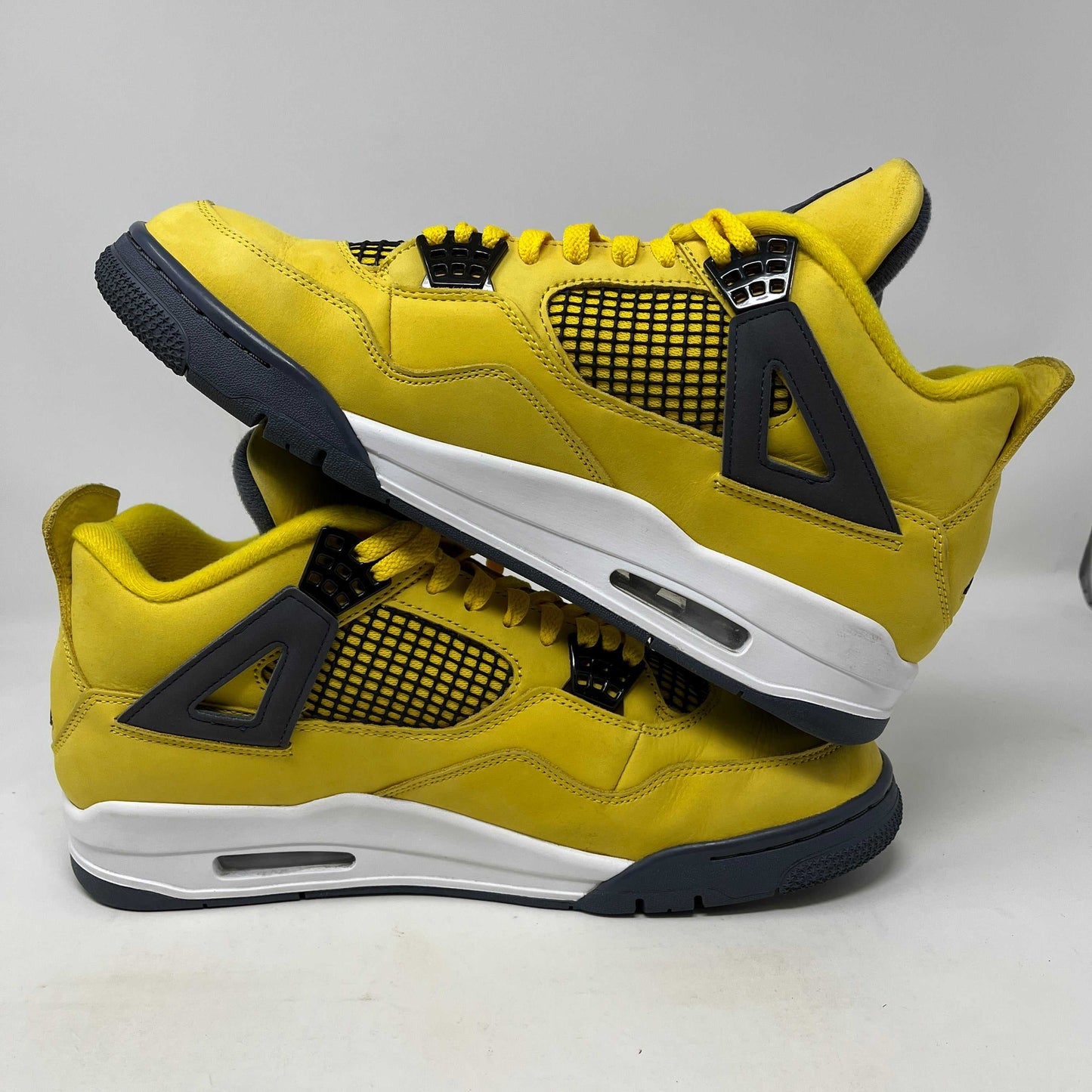 Jordan 4 Retro Lightning (2021) Used (No Box)