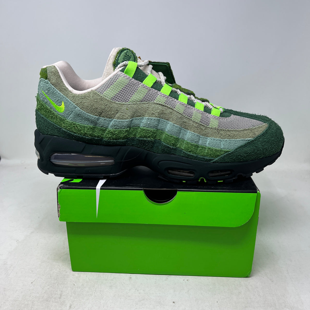 Nike Air Max 95 Big Bubble Ducks of a Feather Oregon Ducks The Woods