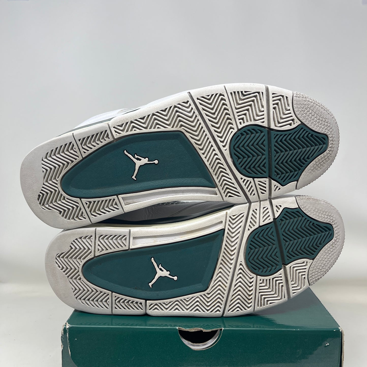 Jordan 4 Retro Oxidized Green Used