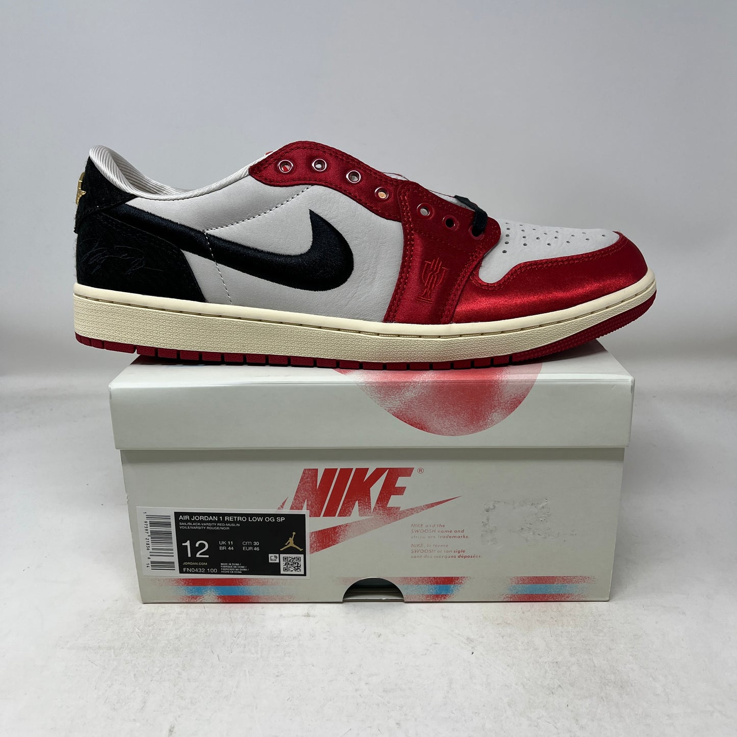 Jordan 1 Retro Low OG Trophy Room Rookie Card Away