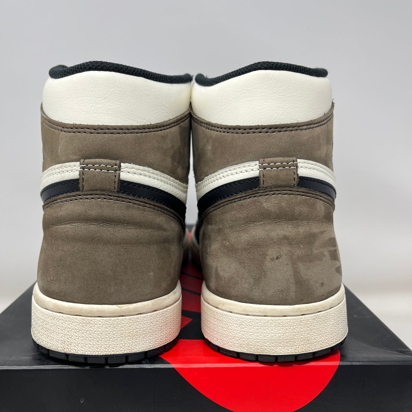 Jordan 1 Retro High Dark Mocha Used