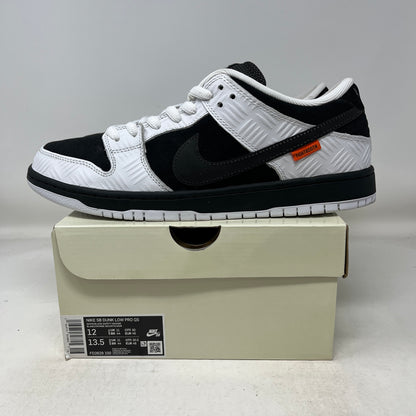 Nike SB Dunk Low TIGHTBOOTH Used