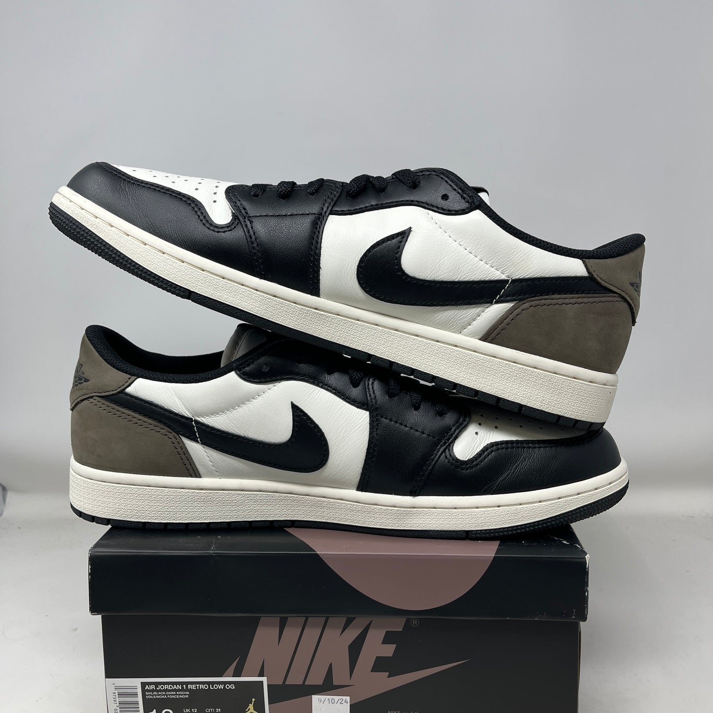 Jordan 1 Retro Low OG Mocha Used