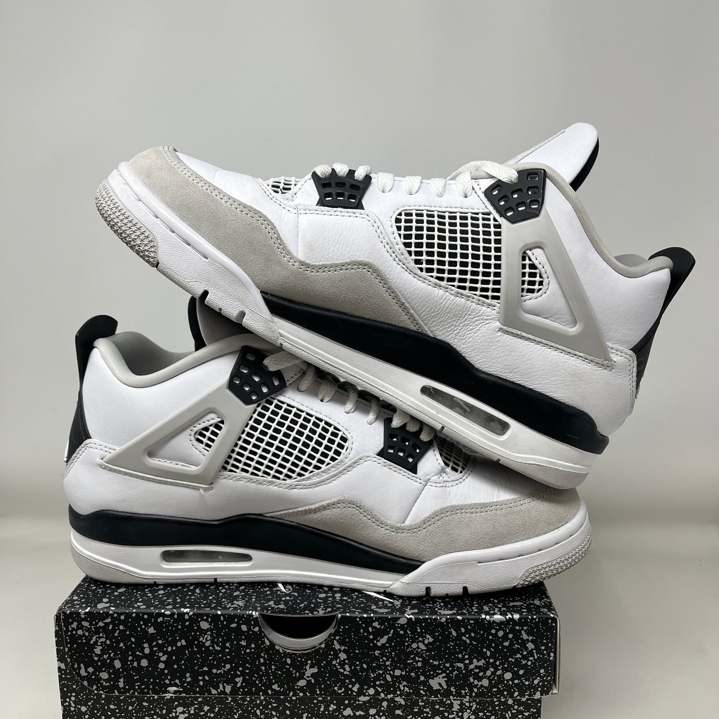 Jordan 4 Retro Military Black Used